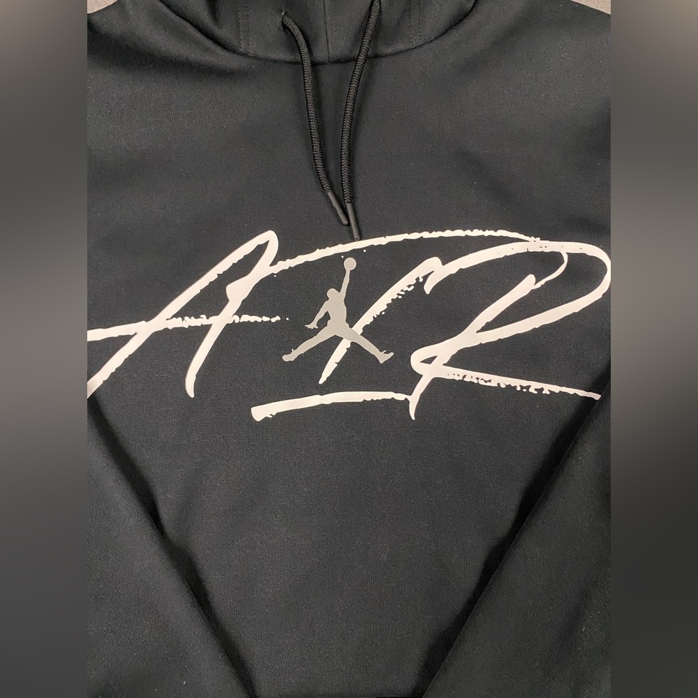 Jordan Sweatshirt - Picture 2 of 3